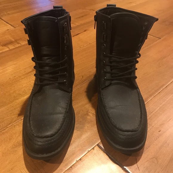 Forever 21 Boots - Picture 3 of 7